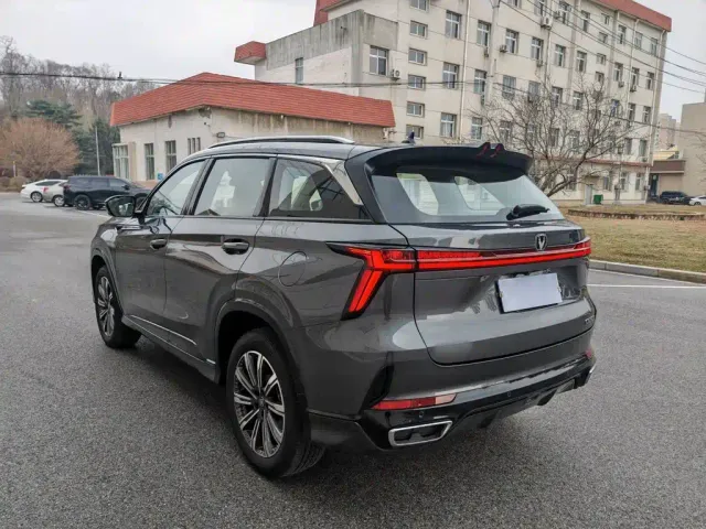 Changan CS75 Plus — Фото автомобиля 7