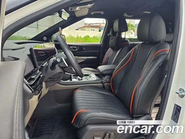 Kia Carnival Generation 4 — Фото автомобиля 15
