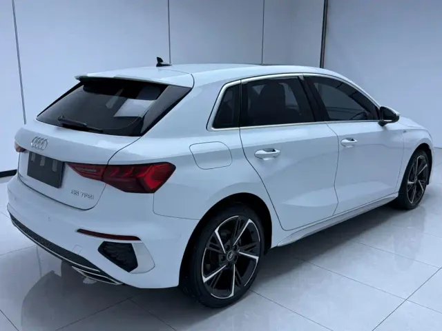 Audi A3 — Фото автомобиля 4