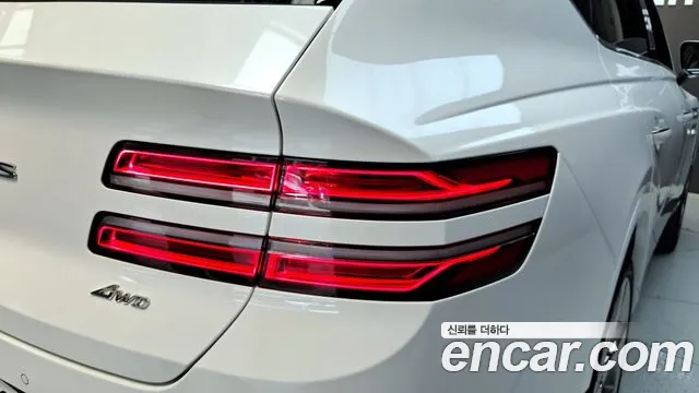 Genesis GV80 2.5T Бензин AWD — Фото автомобиля 18