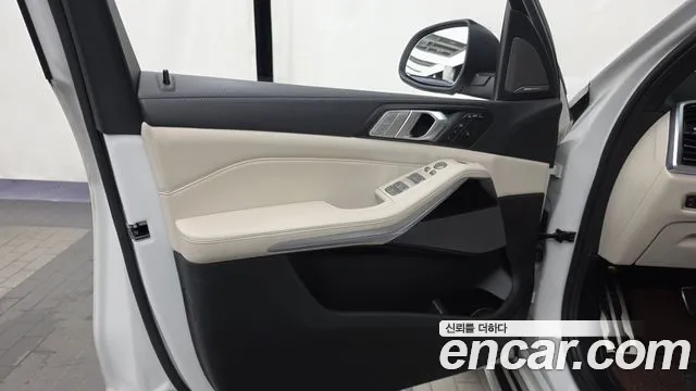 BMW X7 — Фото автомобиля 18