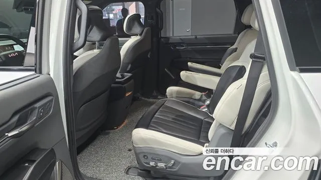 Kia EV9 — Фото автомобиля 10