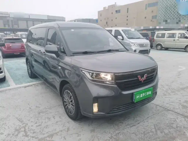 Wuling Zhengcheng — Фото автомобиля 3