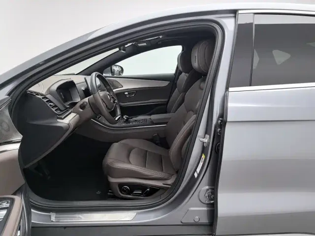 BYD Han — Фото автомобиля 10