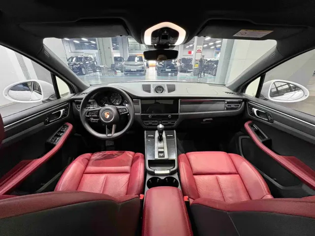 Porsche Macan — Фото автомобиля 8