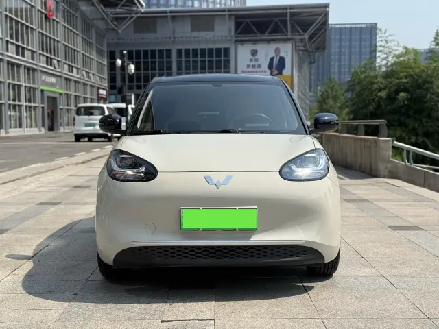 Wuling Bingo — Фото автомобиля 2