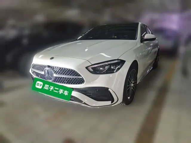 Фотография автомобиля — Mercedes-Benz C-Class