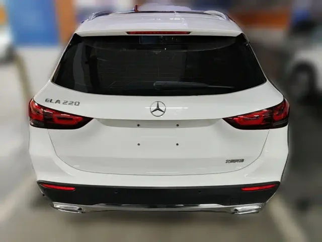 Mercedes-Benz GLA-Class — Фото автомобиля 7