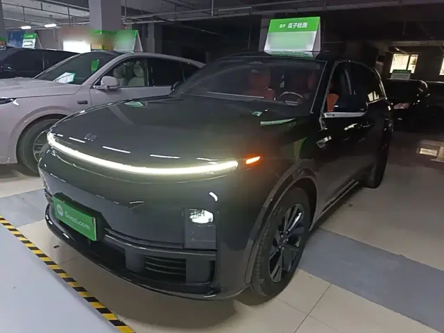 Фотография автомобиля — Li Auto L7