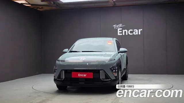 Hyundai Kona Kona (SX2) Бензин 2.0 2WD — Фото автомобиля 3