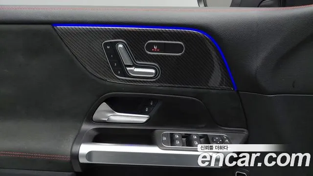 Mercedes-Benz GLB-Class — Фото автомобиля 17