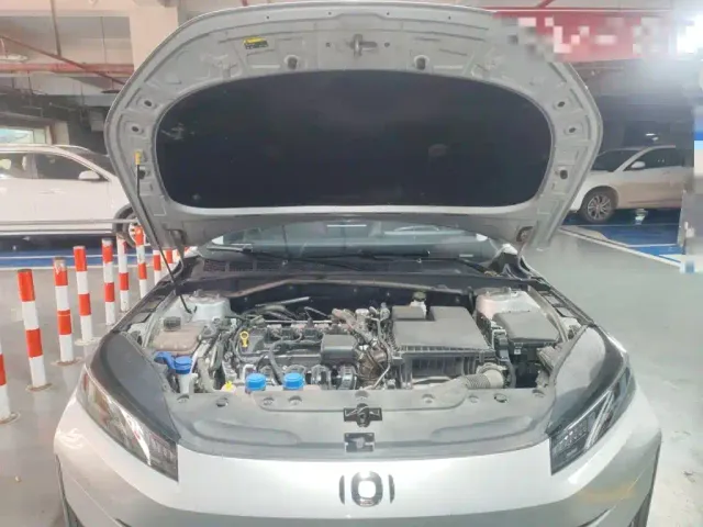 Changan Qiyuan A05 — Фото автомобиля 10