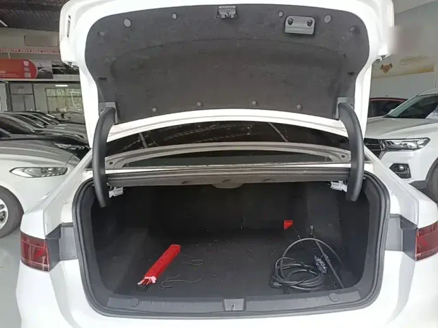 BYD Qin PLUS — Фото автомобиля 14