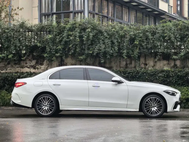 Mercedes-Benz C-Class — Фото автомобиля 15