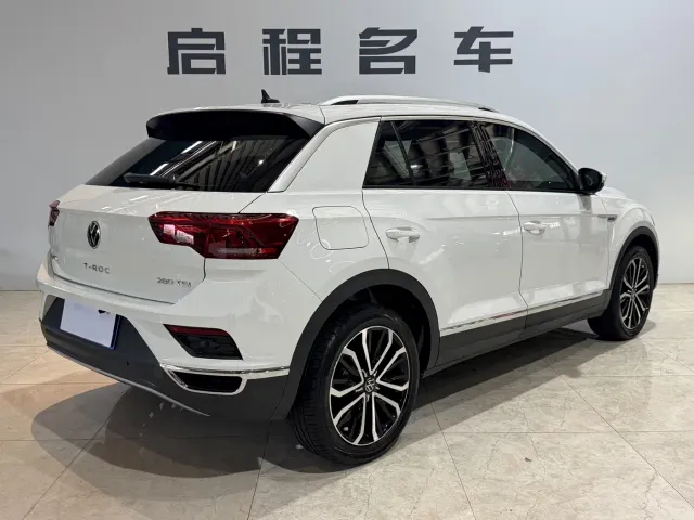 Volkswagen T-Roc — Фото автомобиля 4