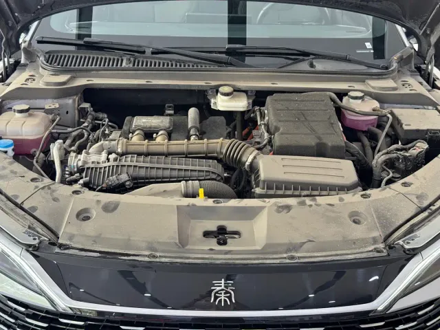 BYD Qin L — Фото автомобиля 4