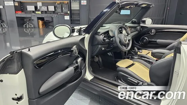 Mini Cooper Convertible — Фото автомобиля 9