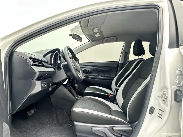 Toyota YARiS L Zhi Xuan — Фото автомобиля 4