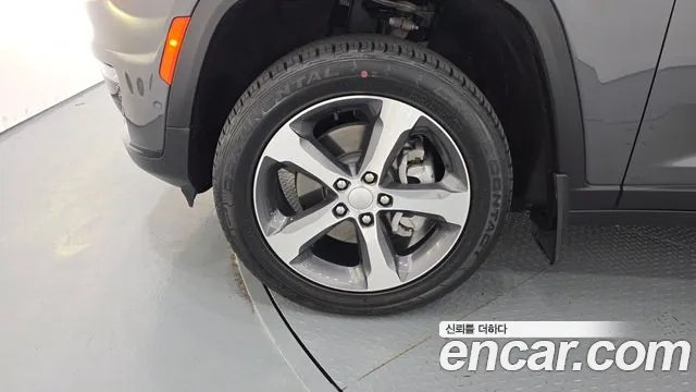 Jeep Cherokee WL — Фото автомобиля 5