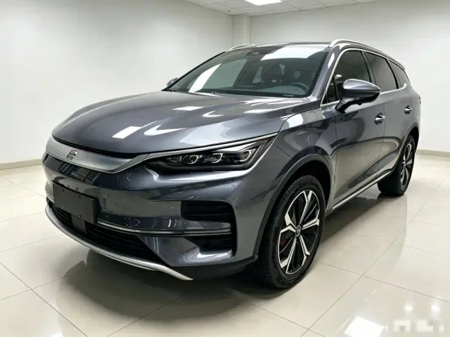Фотография автомобиля — BYD Tang