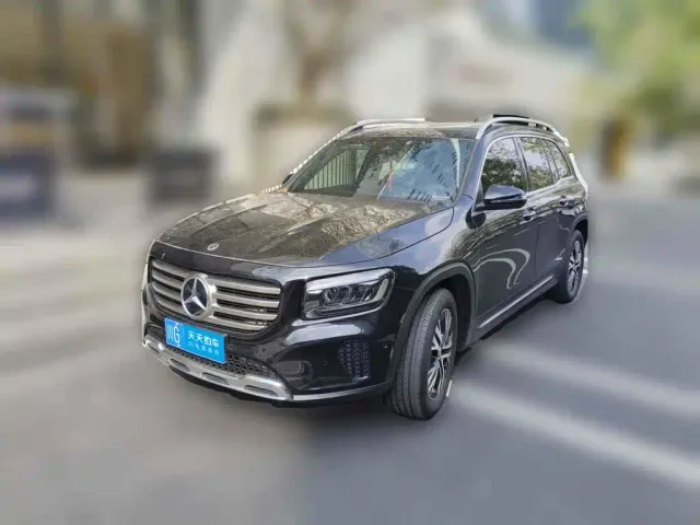 Фотография автомобиля — Mercedes-Benz GLB-Class