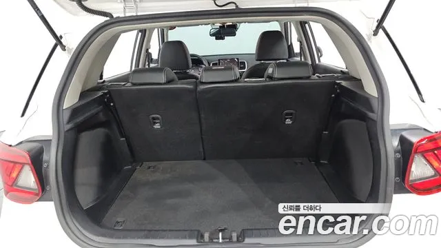Hyundai Venue Venue 1.6 Premium — Фото автомобиля 20