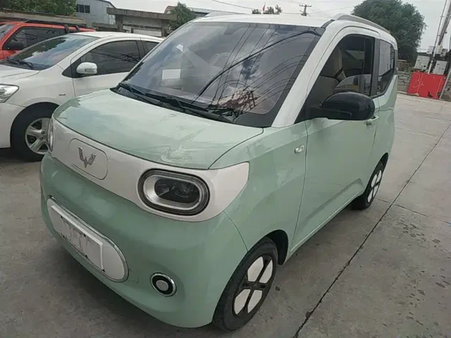 Фотография автомобиля — Wuling Hongguang Mini EV