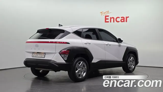 Hyundai Kona — Фото автомобиля 2