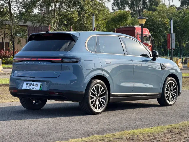 Leapmotor B10 — Фото автомобиля 8