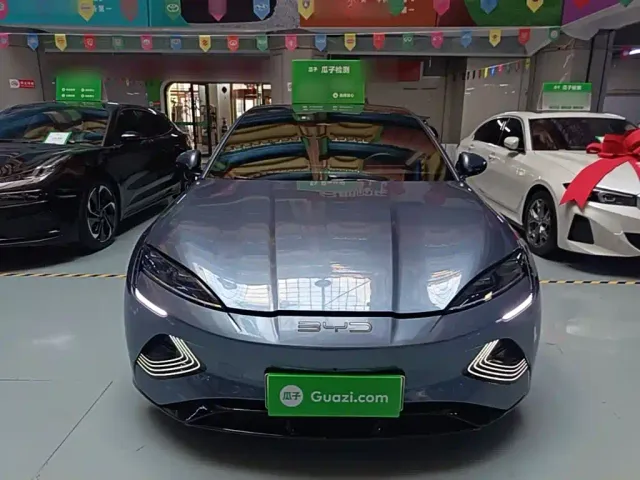 BYD Seal — Фото автомобиля 2