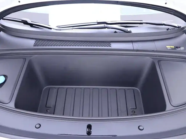 Li Auto i6 — Фото автомобиля 27