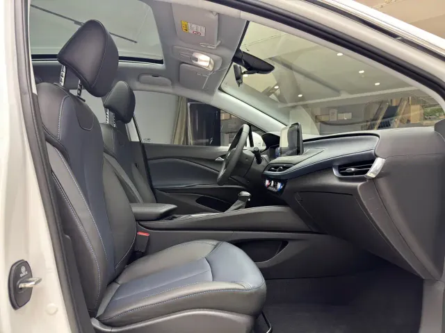 Buick Velite 6 — Фото автомобиля 15