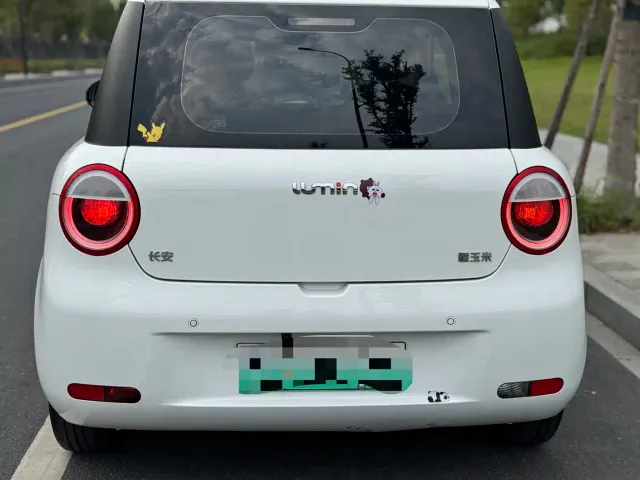 Changan Lumin — Фото автомобиля 4