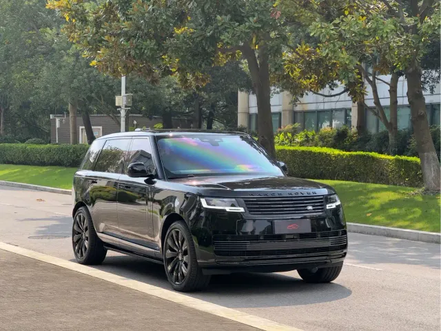 Land Rover Range Rover — Фото автомобиля 3