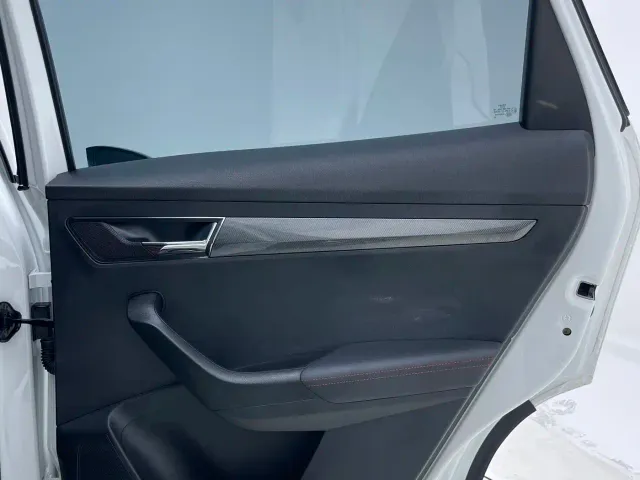 Skoda Karoq — Фото автомобиля 27