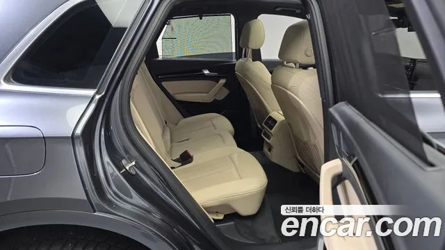 Audi Q5 — Фото автомобиля 10