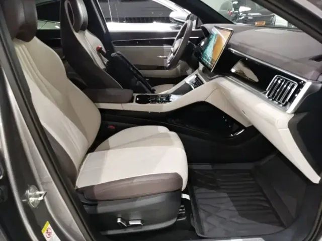 BYD Song PLUS — Фото автомобиля 24
