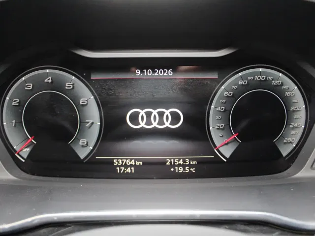 Audi Q3 — Фото автомобиля 10
