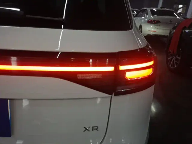 Volkswagen Tharu — Фото автомобиля 7