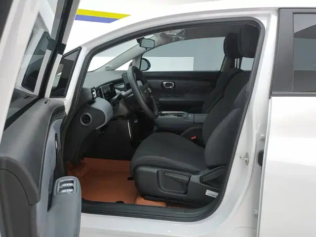 GAC Aion UT — Фото автомобиля 9