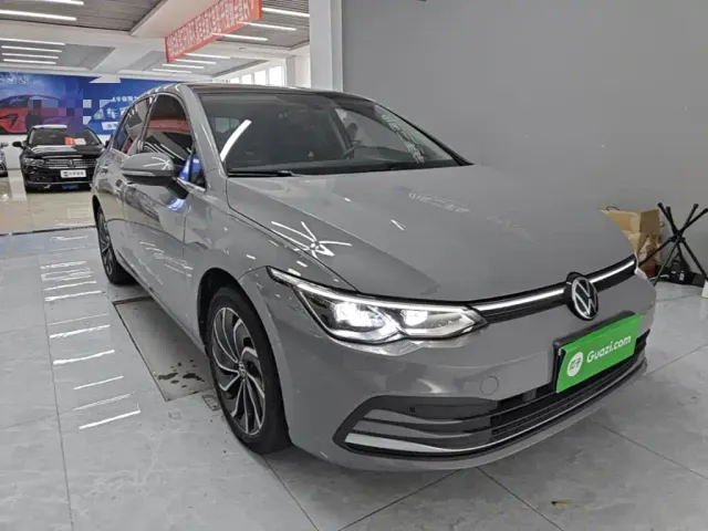 Volkswagen Golf — Фото автомобиля 3