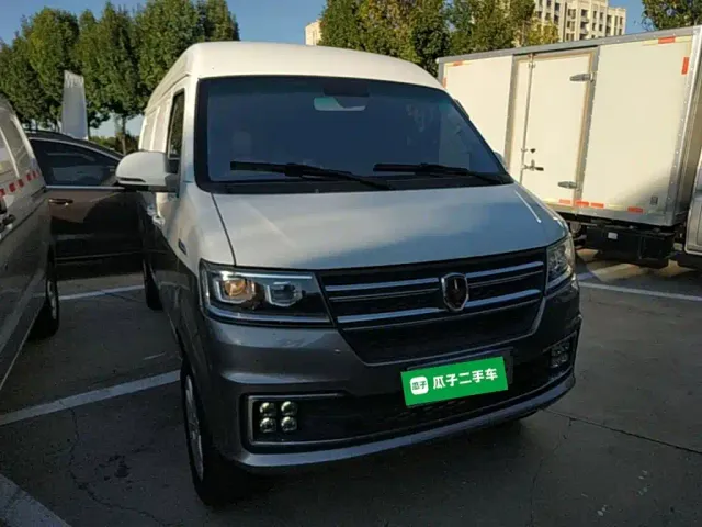 Jinbei New Hiace S — Фото автомобиля 2