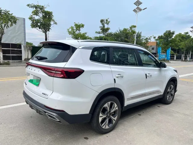 Chery Tiggo 8 PRO EV — Фото автомобиля 7