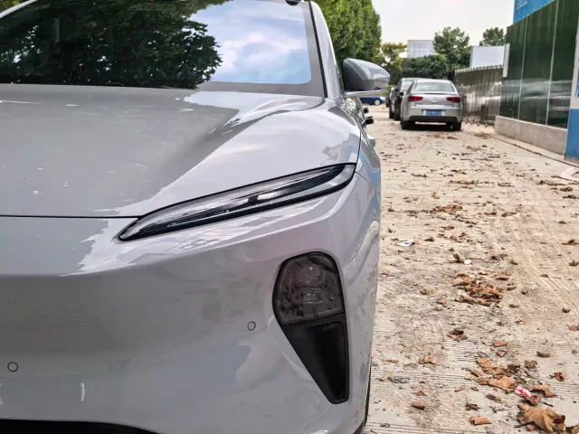 Nio ET5 Touring — Фото автомобиля 15