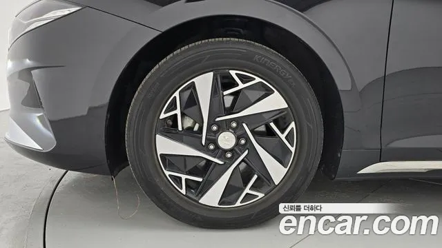 Hyundai Grandeur Grandeur (New) Hybrid — Фото автомобиля 5