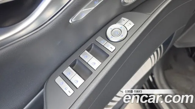 Genesis G80 Electrified G80 (RG3) — Фото автомобиля 25