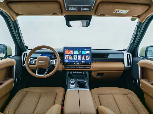 iCAR iCAR V27 2026 200KM AWD Falcon 500 — Фото автомобиля 14
