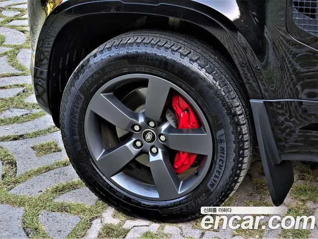 Land Rover Defender L663 — Фото автомобиля 5