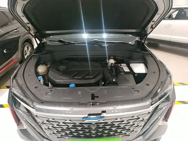 Changan Z6 — Фото автомобиля 19