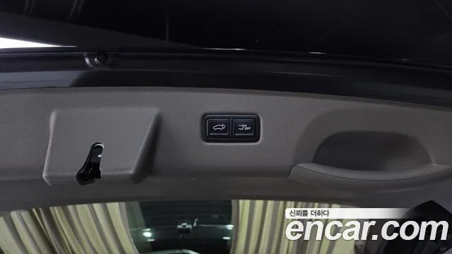 Kia Canival Carnival 4 поколение Бензин 4 места Hi-Limousine — Фото автомобиля 14